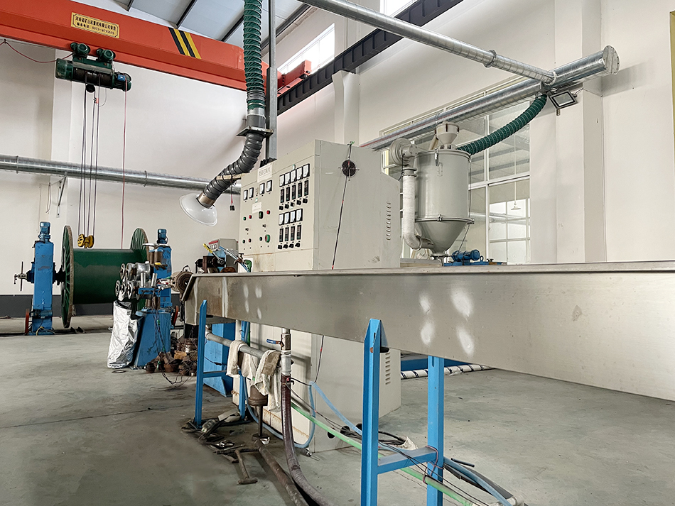 生產(chǎn)車(chē)間